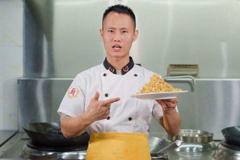 下午察：蛋炒饭视频引发的风波